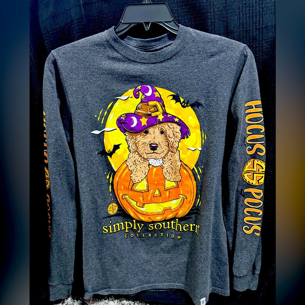 Simply Southern long sleeve Halloween tShirt. Size Small